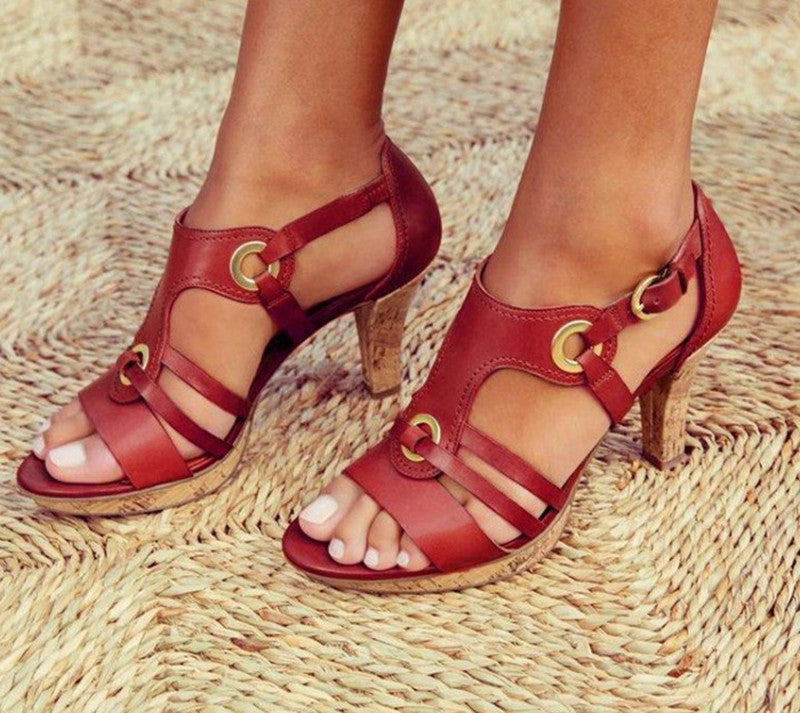 Sandales à Talons Hauts – Élégance et Féminité