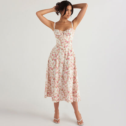 Robe moulante à bretelles croisées