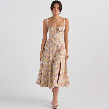 Robe moulante à bretelles croisées